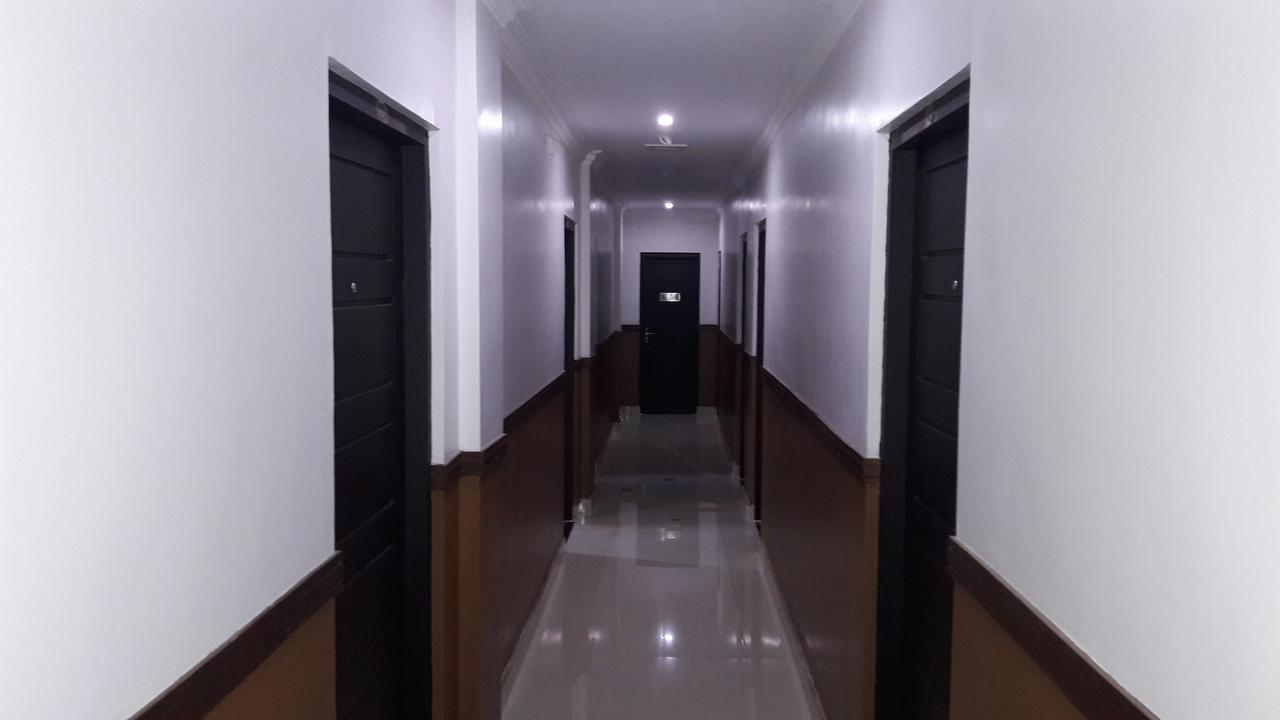 Hotel Maple Regency Коччи Экстерьер фото