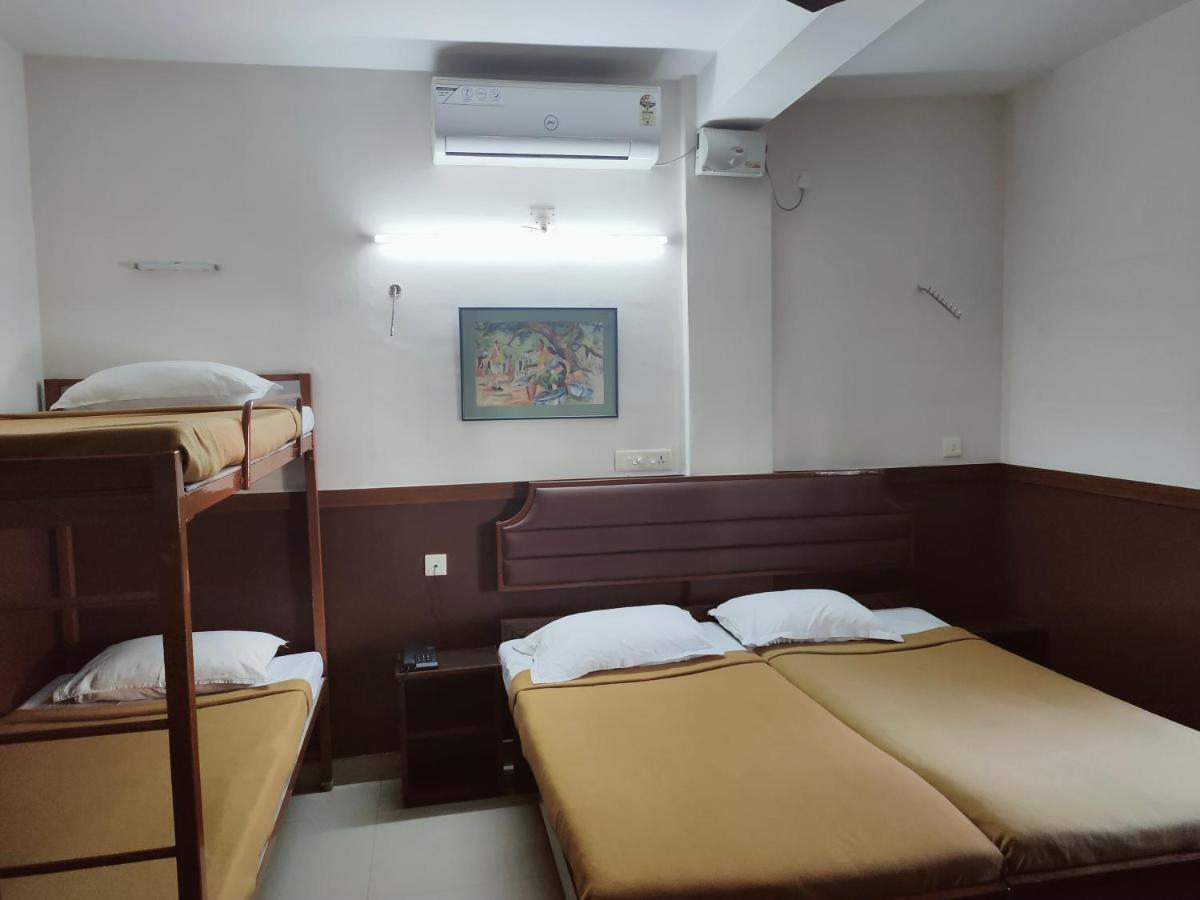 Hotel Maple Regency Коччи Экстерьер фото