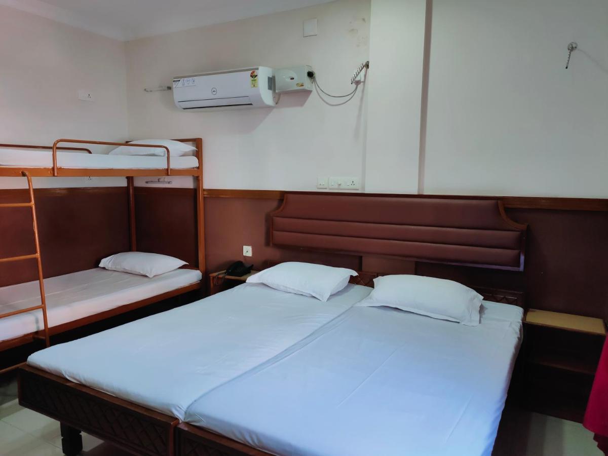 Hotel Maple Regency Коччи Экстерьер фото
